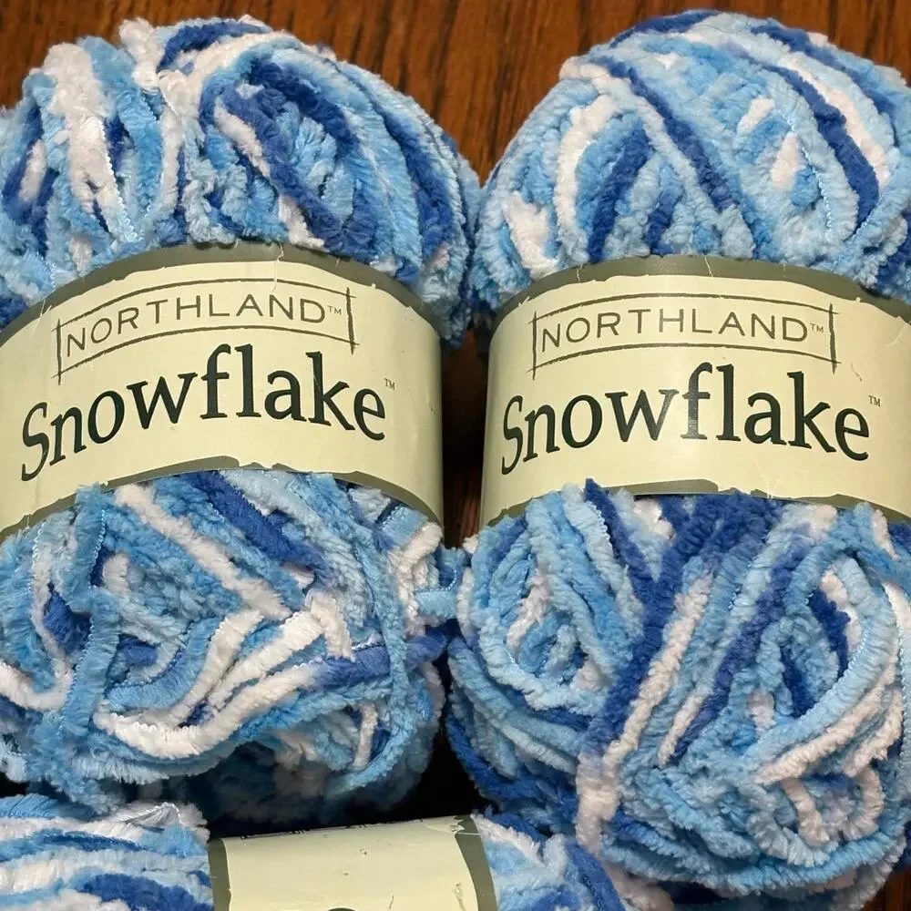 Northland Snowflake 4 Skeins Multi Blue & White Discontinued Chenille Yard New